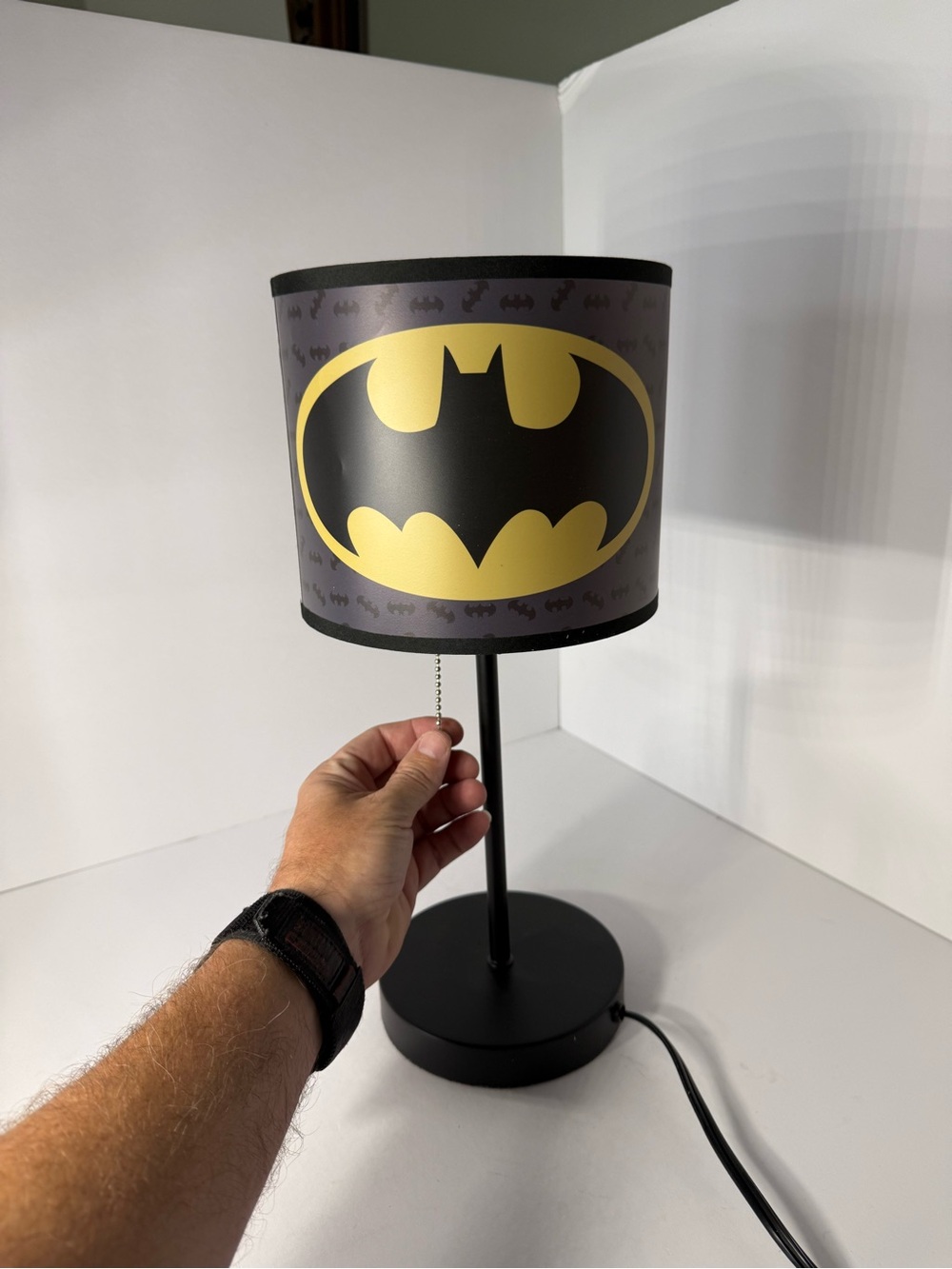 Batman Logo Table Lamp - Black & Yellow Shade